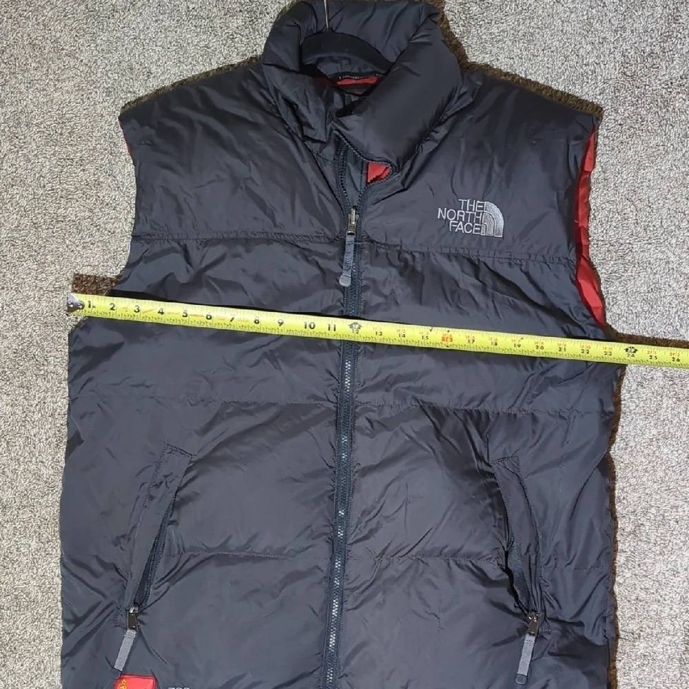 The North Face Men's Black and Red Vest